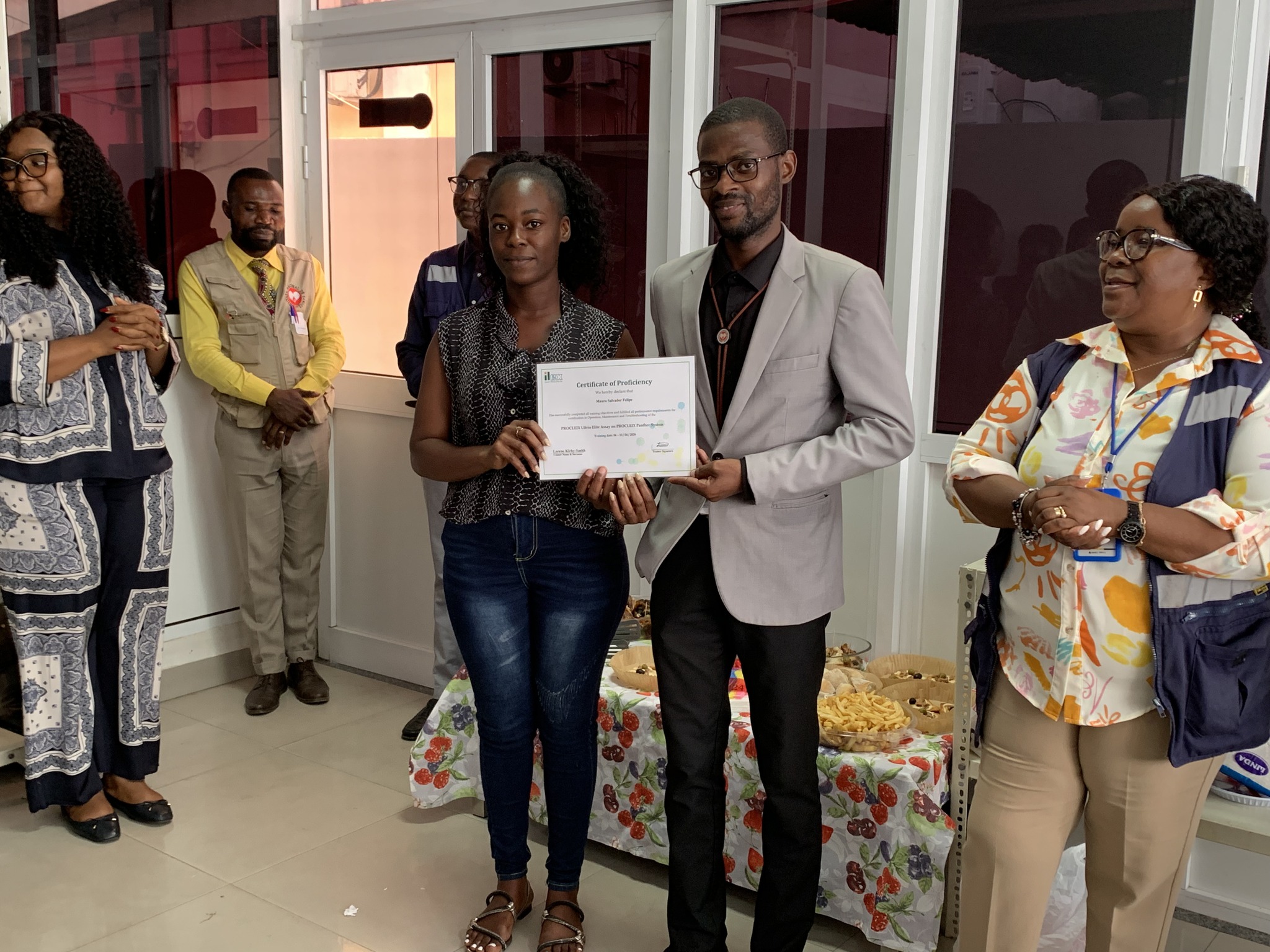 Coleta móvel em Luanda — 20 Abril.